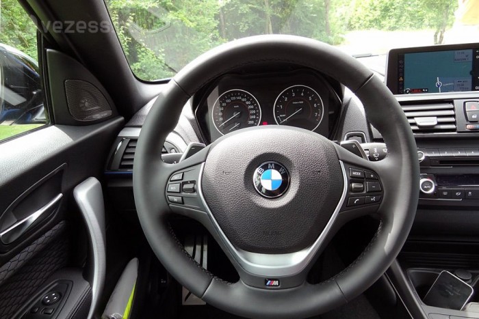 Valaki a BMW-nél úgy döntött, az M135i kevésbé érdekes újdonság. Mi nem így érezzük