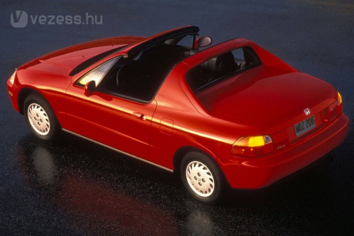 Kincs a garázs mélyén: egy gyári CRX 12 | Vezess Nagy szám a CRX Del Sol-ban a leereszthető hátsó szélvédő és a csomagtérben rögzíthető targatető