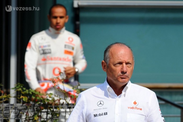 F1: Szócsata Hamilton szerződéséről 7 F1: Szócsata Hamilton szerződéséről 7