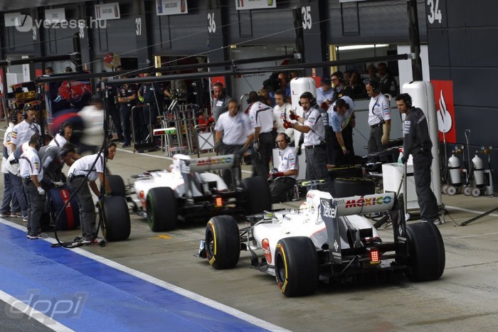 F1: A Sauber kivár a szerződtetésekkel