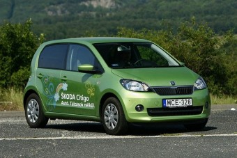 Visszatér a kalapos skodás?