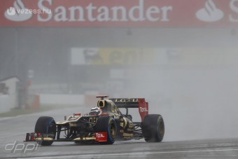 F1: Räikkönenéket kicsinálta az eső