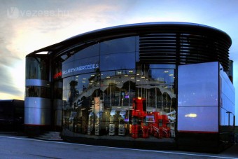 F1: Teljes leállás a McLarennél