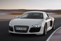 550 LE a megújult Audi R8-ban 60