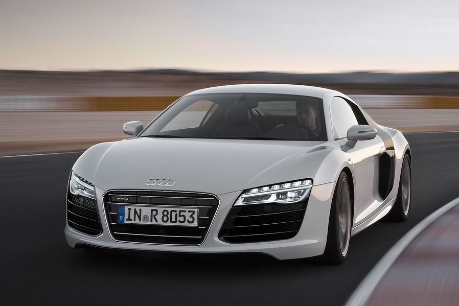 550 LE a megújult Audi R8-ban 28