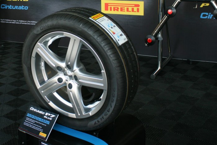 A Cinturato P7 Blue nedves fékezés terén és a gördülési ellenállásnál is jeleskedik 