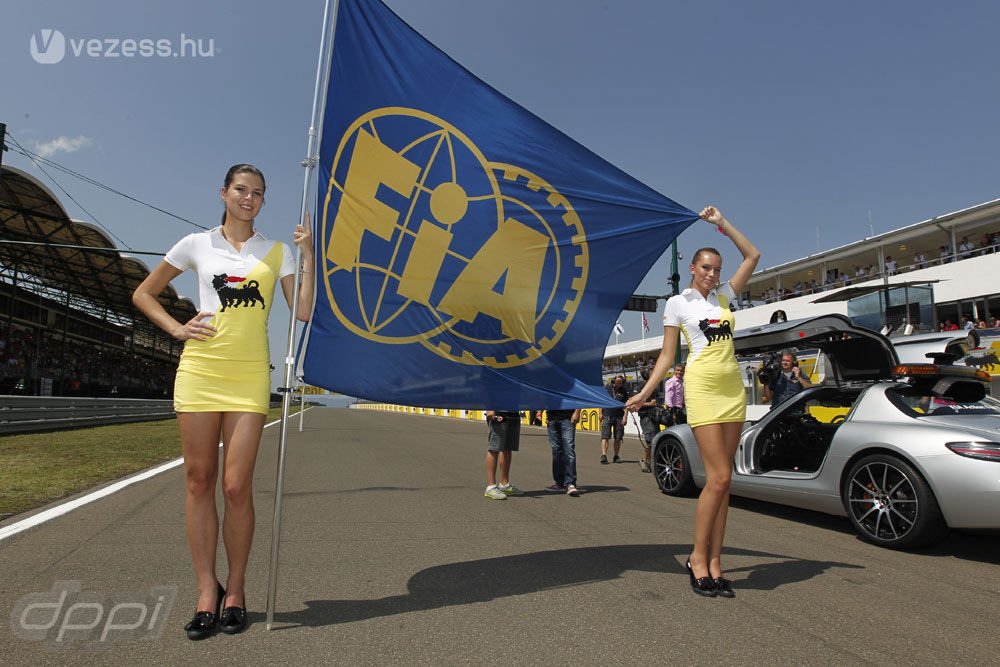 F1: 220 ezren jártak a Magyar Nagydíjon 11