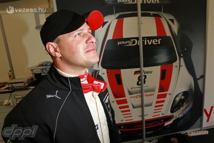 Másfél év eltiltás a doppingos ex-F1-esnek