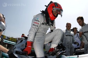 F1: Schumacherre ráférne a tanulás