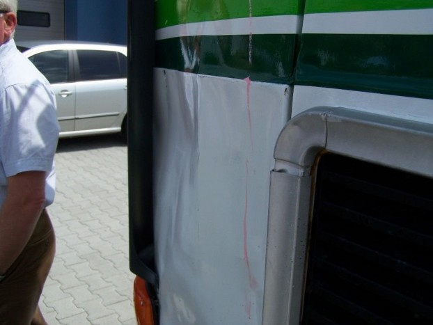 Tudományosan elkerülhető végzet 12 | Vezess Ennyire horpadt be az acéllemez az ütközés során