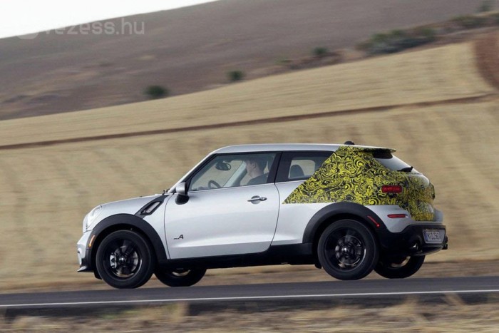 Kis terepjárót készít a MINI 6