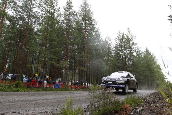 Loeb vezet a Finn-rali 1. napján 19