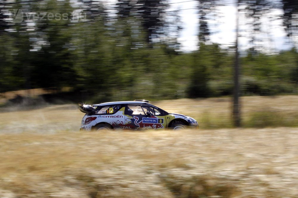 Loeb vezet a Finn-rali 1. napján 29