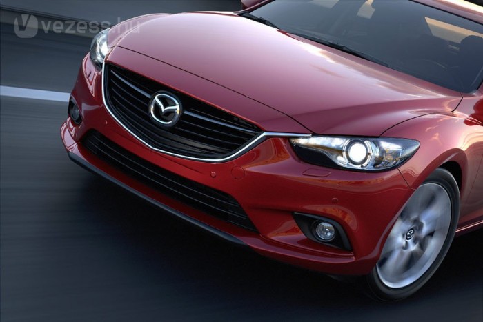 Csinos kombi a Mazda6-ból 4