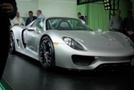 Kész a Porsche 918 Spyder? 10