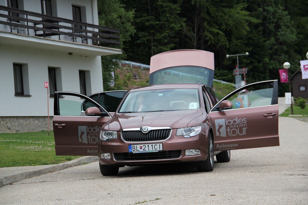 A hétvégén zajló golftorna szolgálati autói Skoda Superb-ek voltak