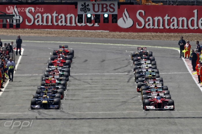 F1: Minden csapat ott lesz a rajtrácson