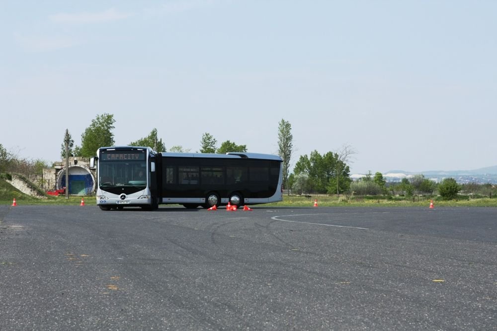 Így fordul a Mercedes-Benz CapaCity