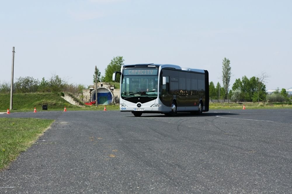 Így kígyózik a Mercedes-Benz CapaCity