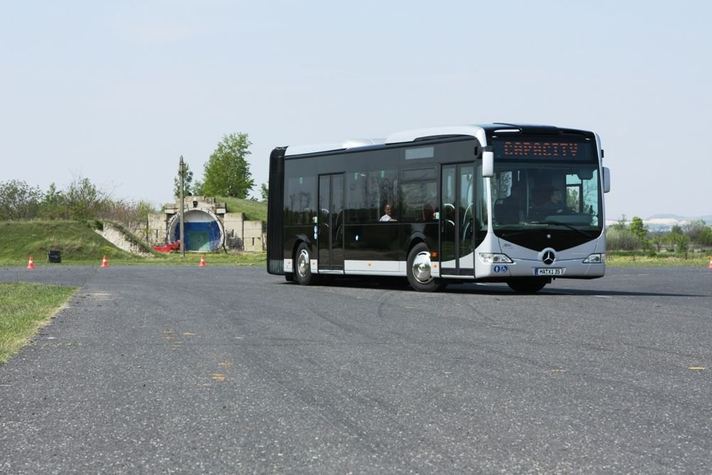 Így kígyózik a Mercedes-Benz CapaCity