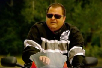 Rekordra készül a vak motoros