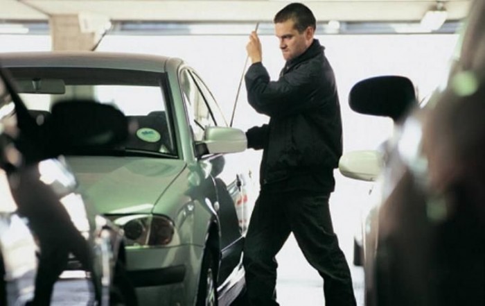 Daciát első autónak? 8 | Vezess Dupla csapás ha hitellel terhelt autót kötnek el, ilyenkor alig akad lehetőségünk a helyzet javítására