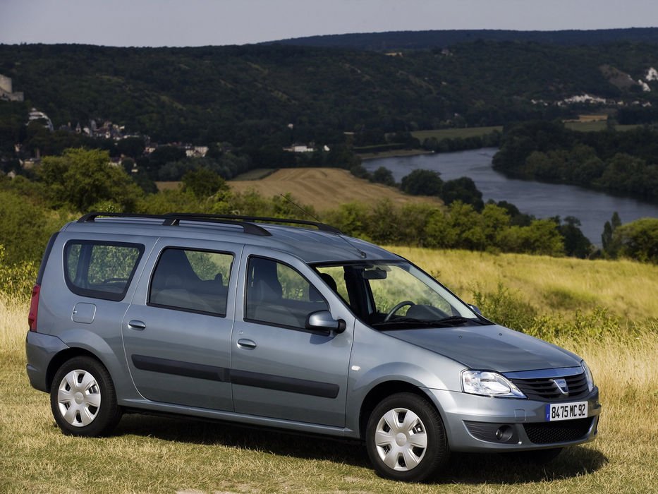 Újra beletúrtunk szakértői levelezőládánkba, amiből kiderül, hogy a Dacia Logan MCV kitűnő első autó, és a lopott kocsi akkor fáj igazán, ha banki hitel terheli.