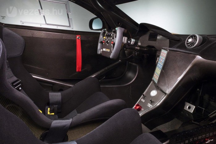 Durva változat a McLaren sportkocsijából 7