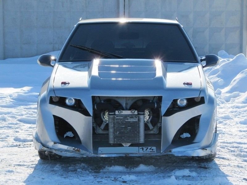 Képregénybe illő Lada tuning 4