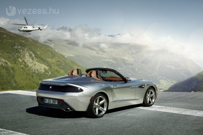 Folyékony fémnek látszó BMW 8 | Vezess Folyékony fémnek látszó BMW 8