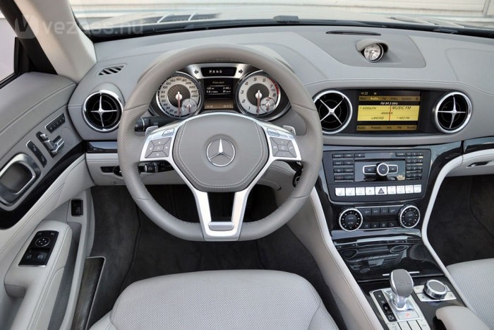 640d, 350 SL, Land Cruiser V8: luxus, háromféleképpen 12 | Vezess Sportautóként is vezethető az új SL, de kényelme elsőrangú maradt