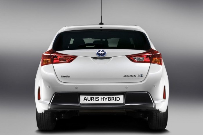 Ilyen lesz az új Toyota Auris 8 | Vezess A Toyota új formanyelve valamiféle pikáns távol-keleti agresszióra épít