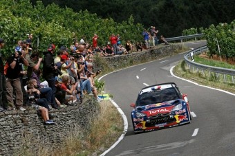 Loeb megalázóan jó