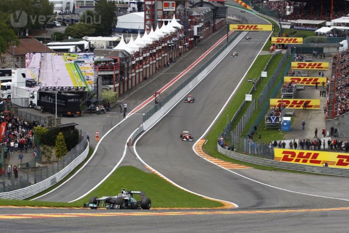 F1: Újabb mérföldkő Schumi nappalijában