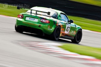 Mazda 43 millióért