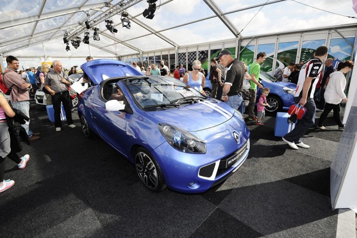 Ingyenes Renault családi nap a Hungaroringen 7 | Vezess Ingyenes Renault családi nap a Hungaroringen 7