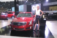 Cadillac újdonság a kompakt méretű ATS. Európában megbukott az amerikai márka, az oroszoknál azonban meleg otthonra talált