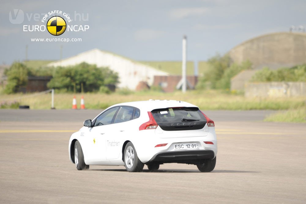 Volvo V40 a legbiztonságosabb autó? 4