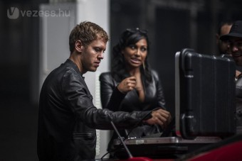 F1: Vettel popsztárnak állt - videó