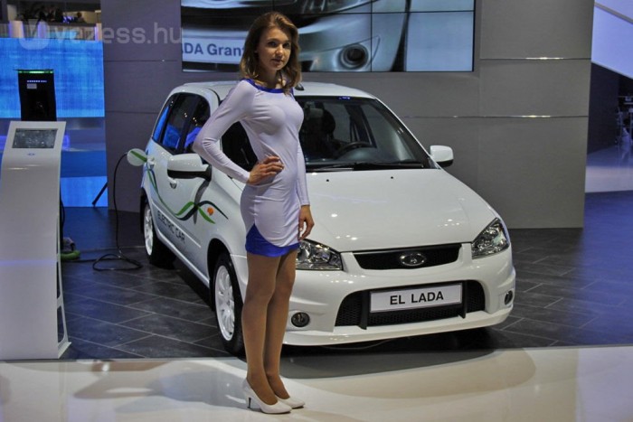 Lada villanymotorral