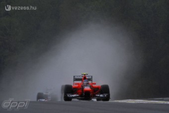 F1: Elmosta az eső a pénteket