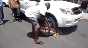 Körfűrésszel a kerékbilincs ellen