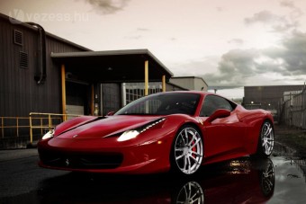 Durvul a legkisebb Ferrari