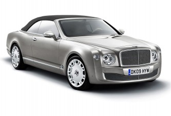 Lefejezik a Bentley Mulsanne-t