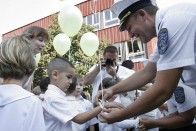 Rendőrök vigyázzák az iskolák környékét 2