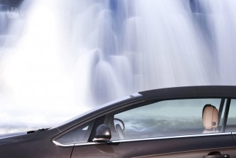 Új névvel és új tetővel az Astra kabrió