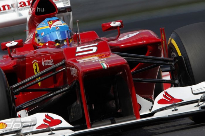 F1: Alonso örökre a Ferrarinál marad