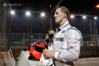 F1: Schumi helyére megy Hamilton? 12