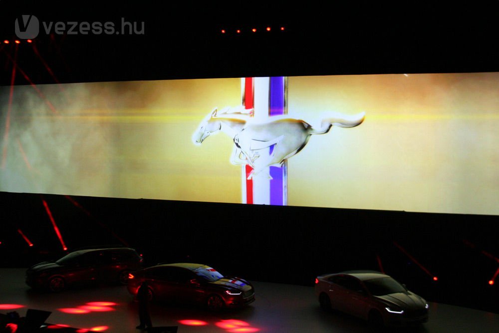 Európában is kapható lesz az új Mustang, a Chevrolet jó példát mutatott a lélegzetelállító Camaróval