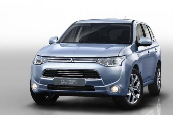 Jön a 2 litert fogyasztó Mitsubishi